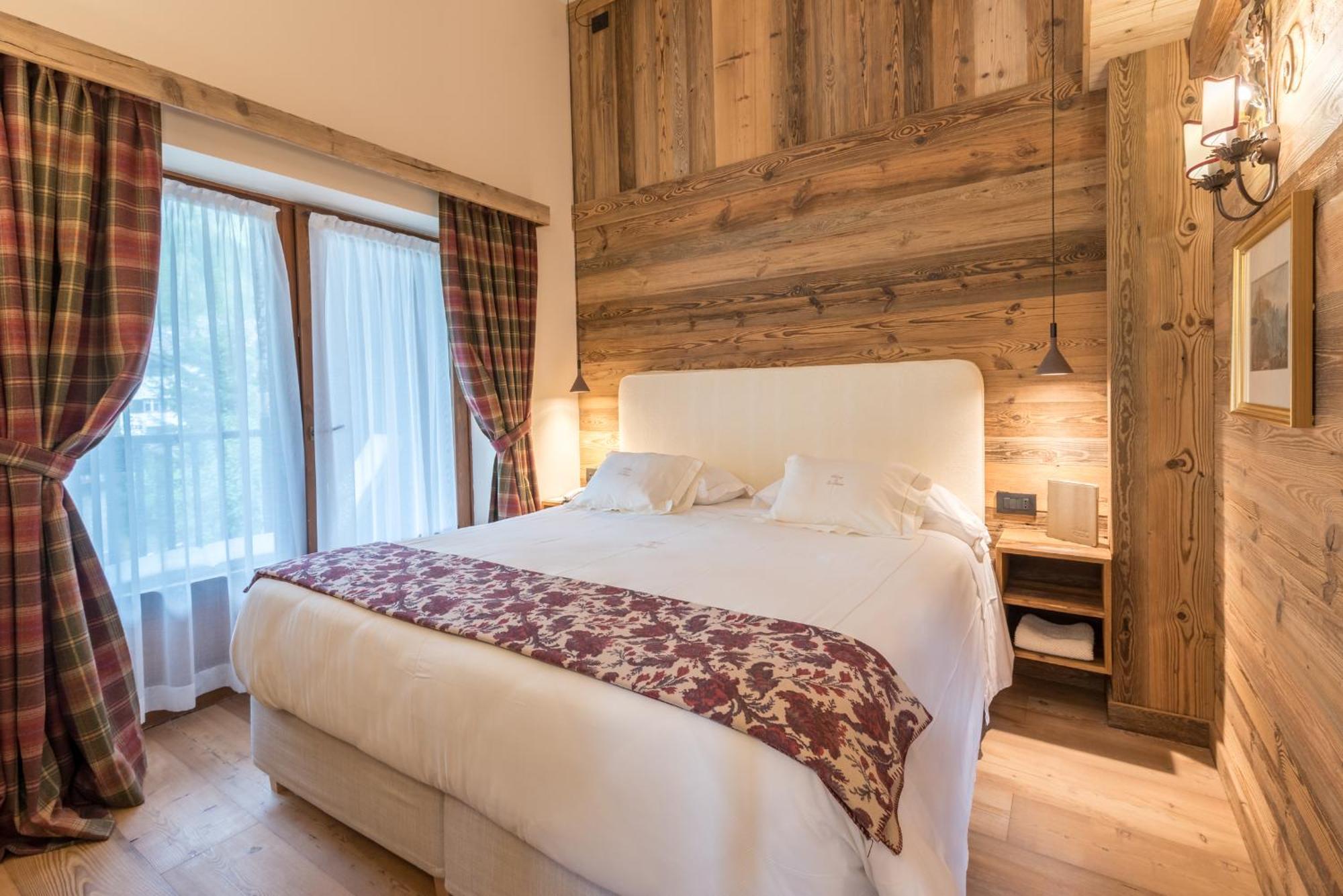 Auberge De La Maison Courmayeur Esterno foto