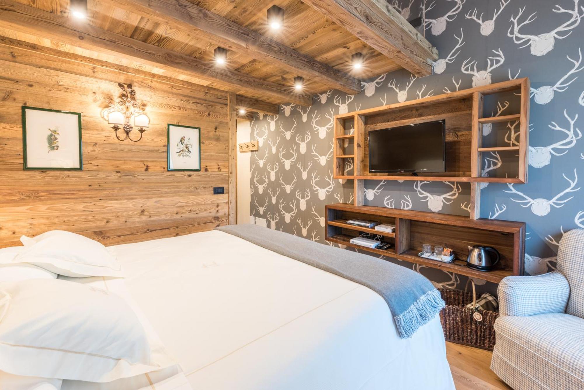 Auberge De La Maison Courmayeur Esterno foto