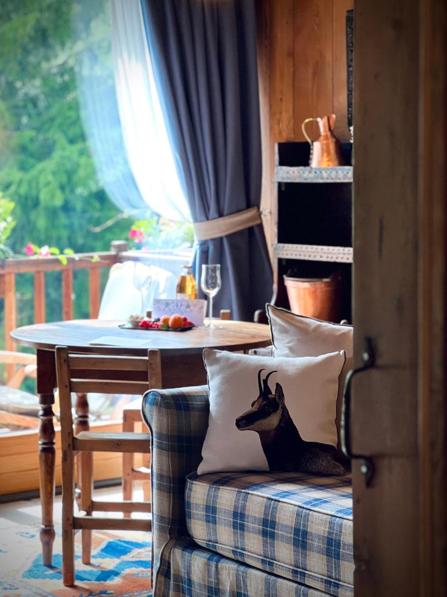 Auberge De La Maison Courmayeur Esterno foto