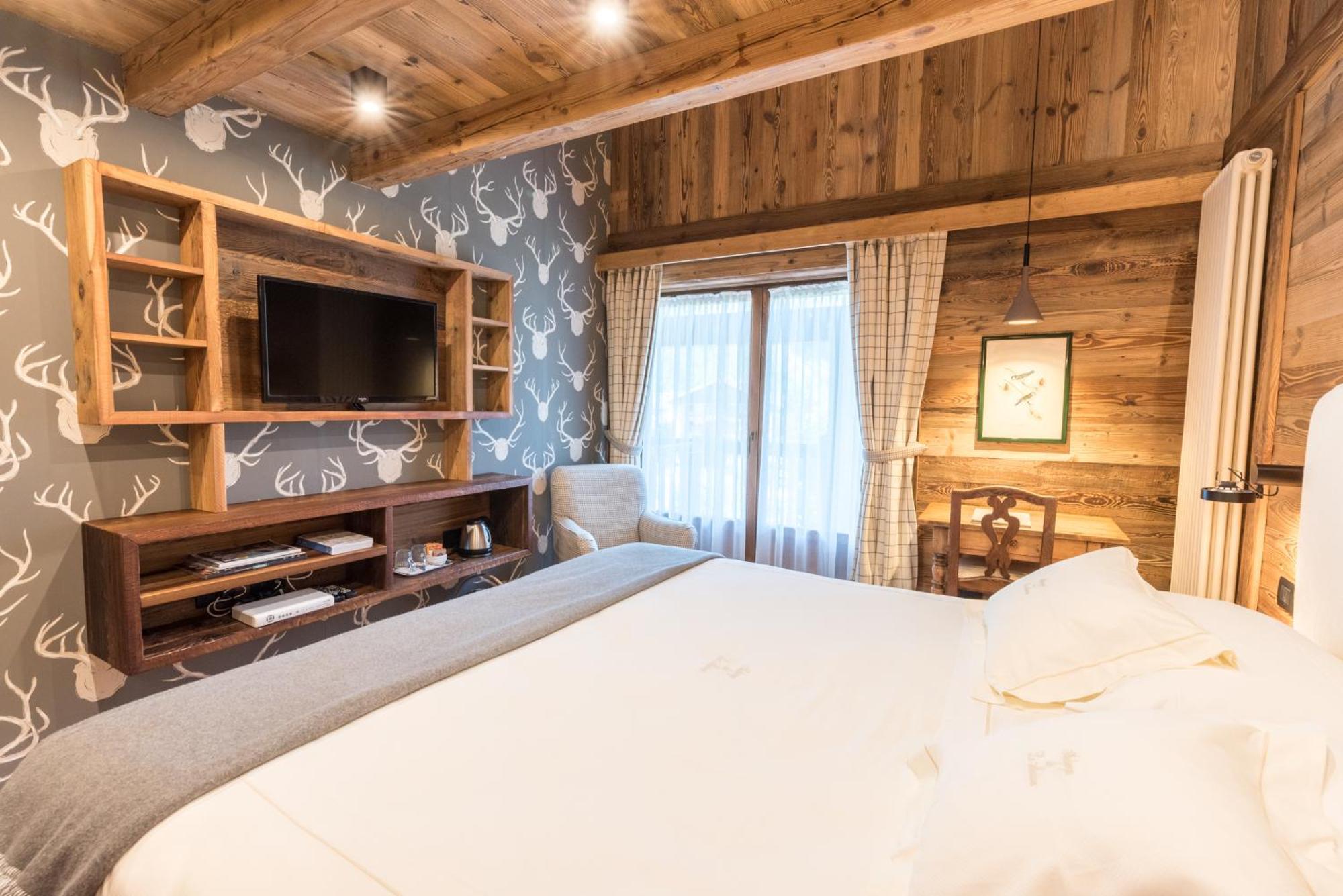 Auberge De La Maison Courmayeur Esterno foto