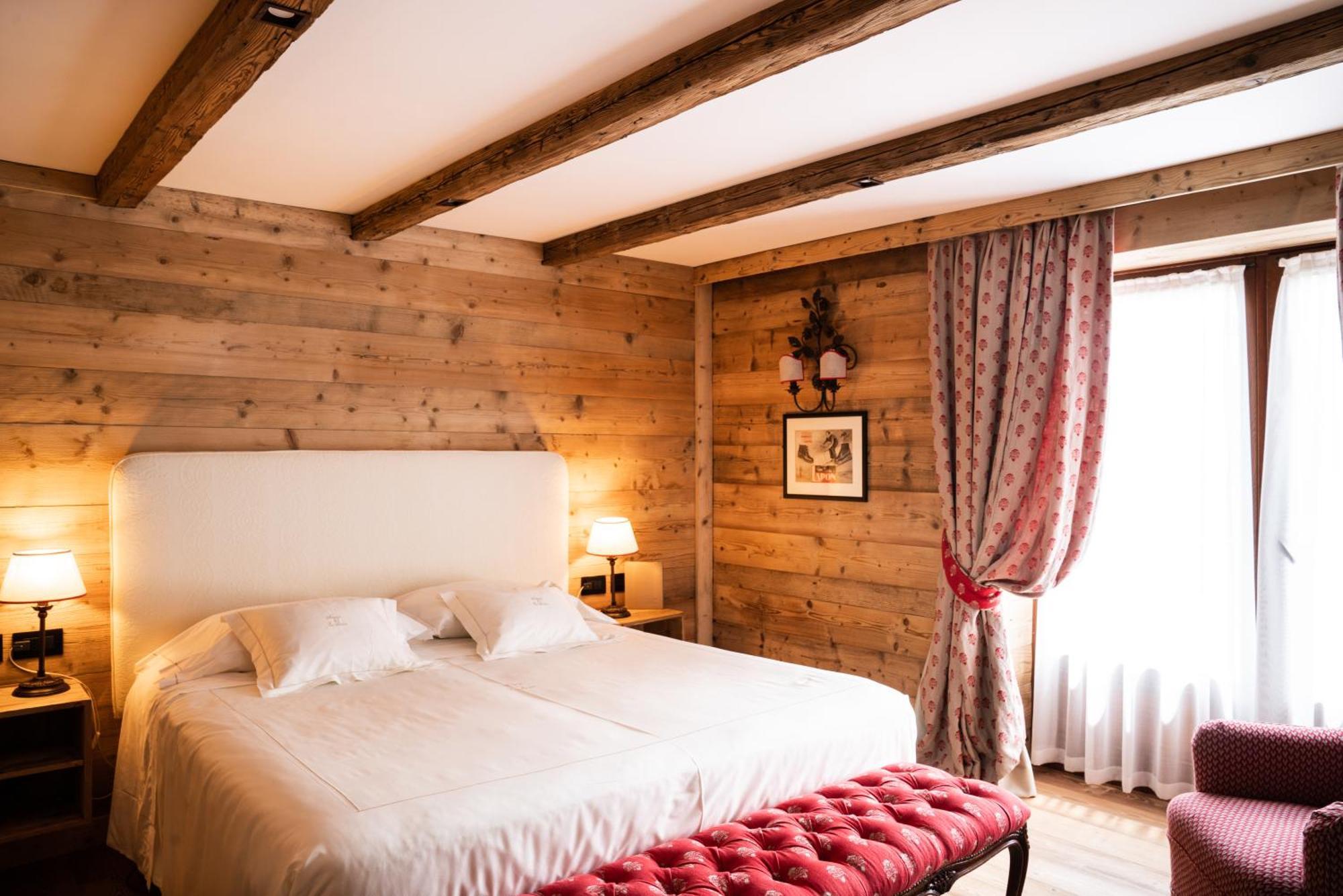 Auberge De La Maison Courmayeur Esterno foto