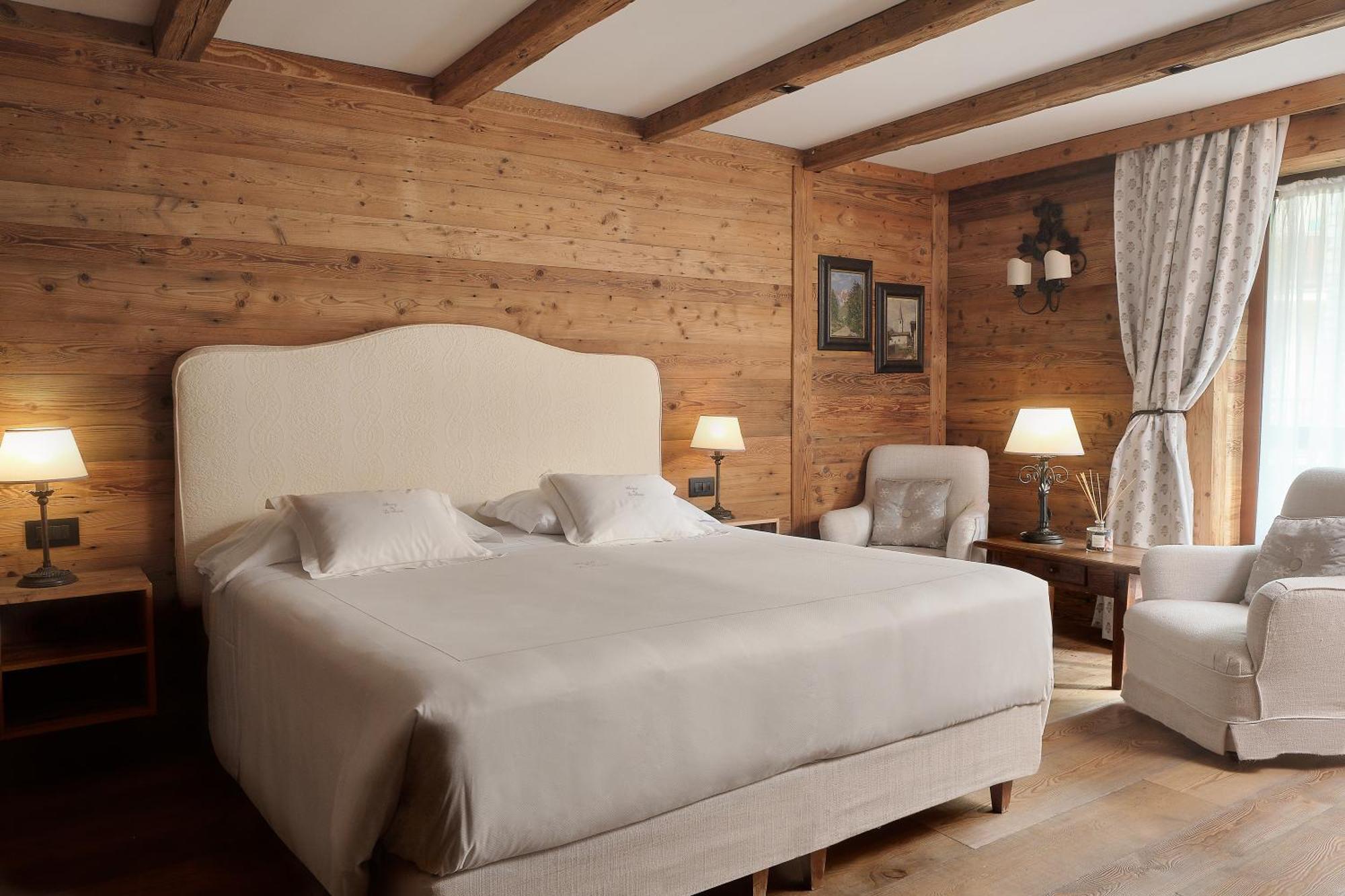 Auberge De La Maison Courmayeur Esterno foto