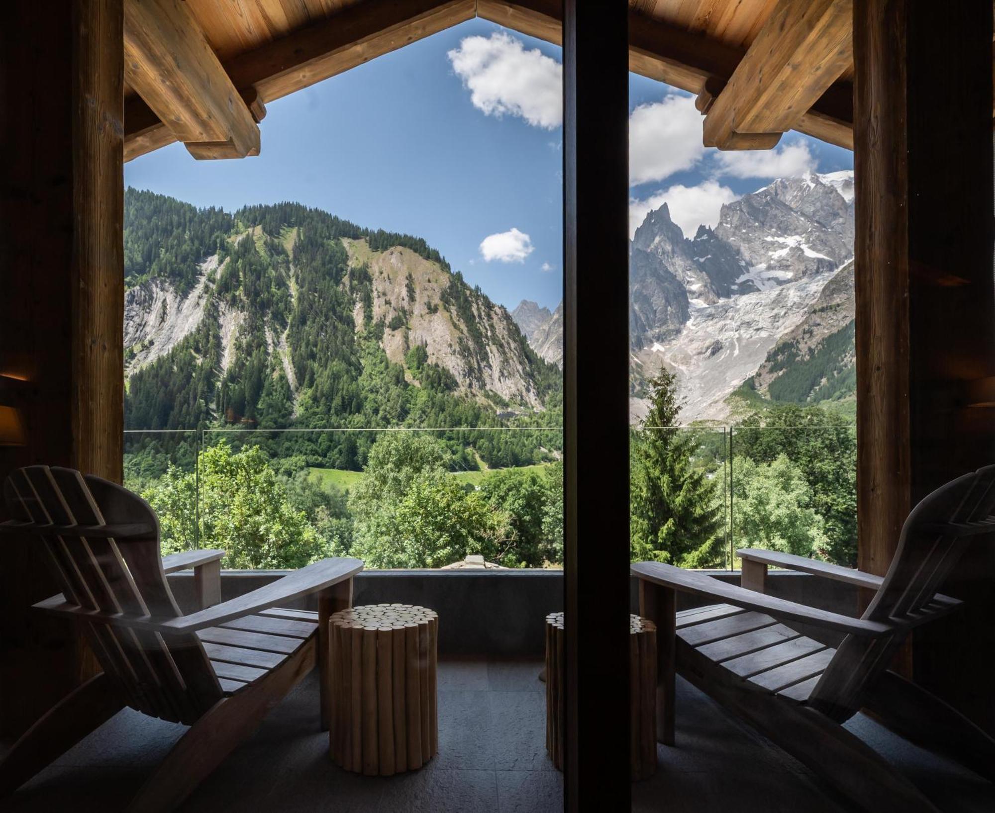 Auberge De La Maison Courmayeur Esterno foto
